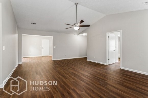 Building Photo - NOW AVAILABLE! - 415 Springlake Dr, Lawren...