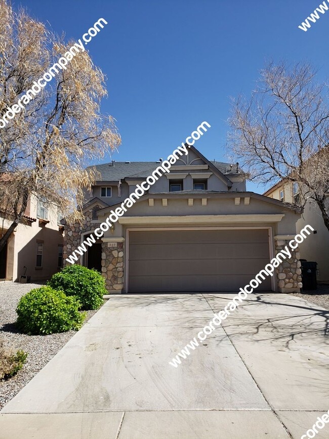 Building Photo - 949 Waterfall Dr