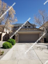 Building Photo - 949 Waterfall Dr