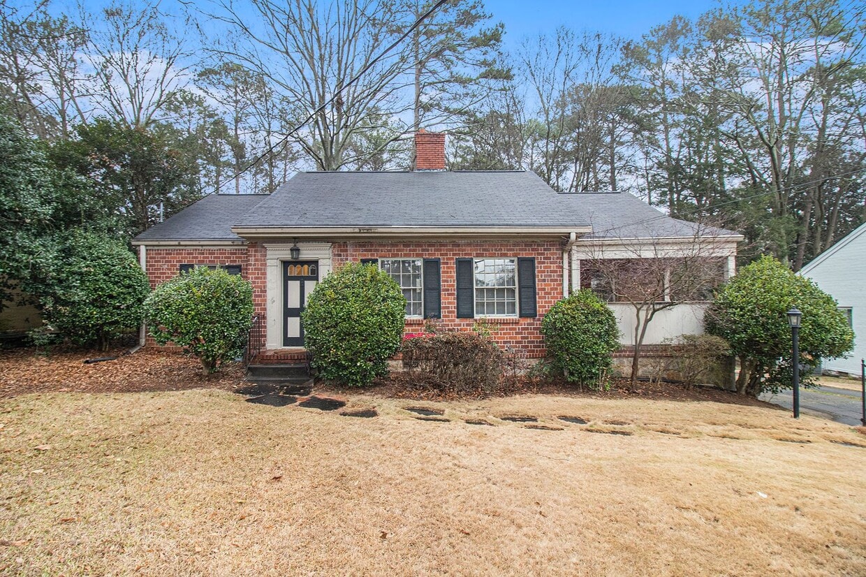 1946 N Decatur- - 1946 N Decatur-