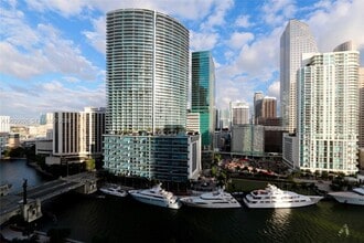 Building Photo - 465 Brickell Ave