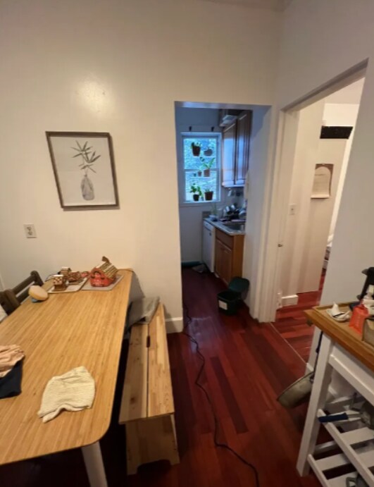 Building Photo - 103 Sciarappa St