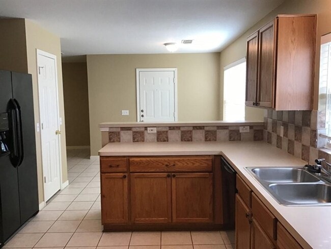 Building Photo - 11831 Brantley Haven Dr
