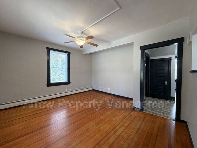 Foto del edificio - 4602 St Paul Ave