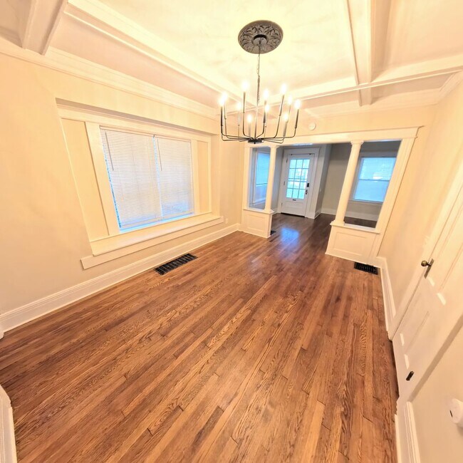 Foto del edificio - 308-310-310 Crosman Terrace