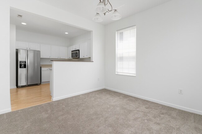 Foto del edificio - 5170 Horseshoe Falls Dr