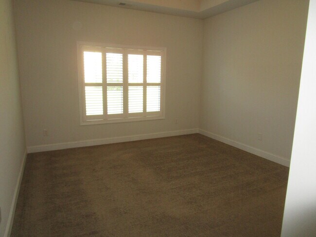 Foto del edificio - 420 Kittiwake Ln