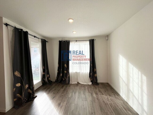 Foto del edificio - 17590 E 95th Ave