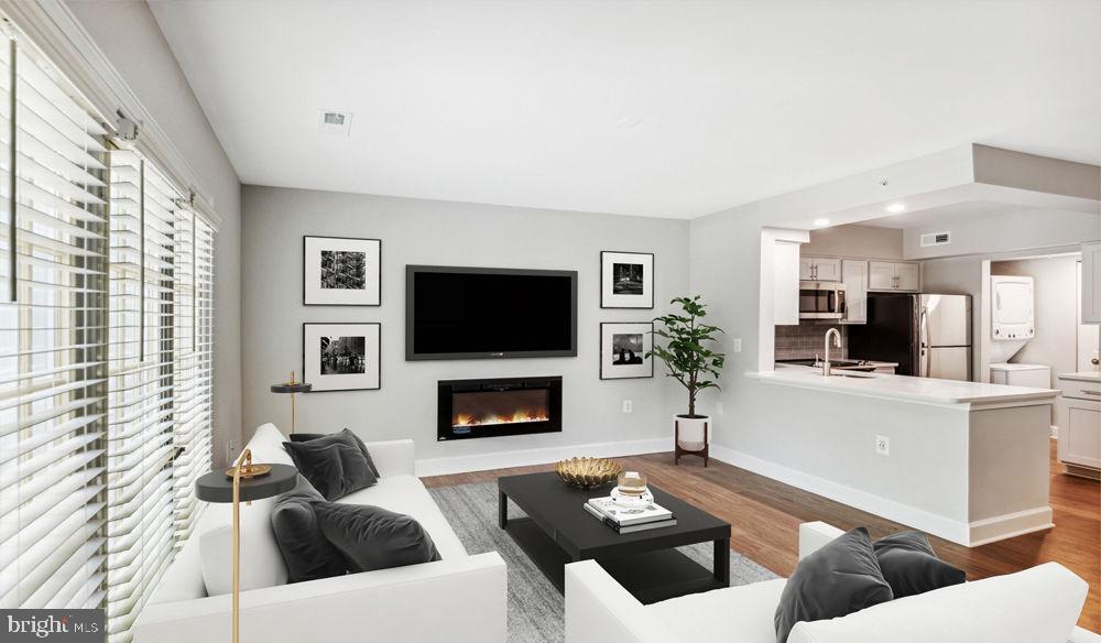 Foto principal - 3401 38th St NW