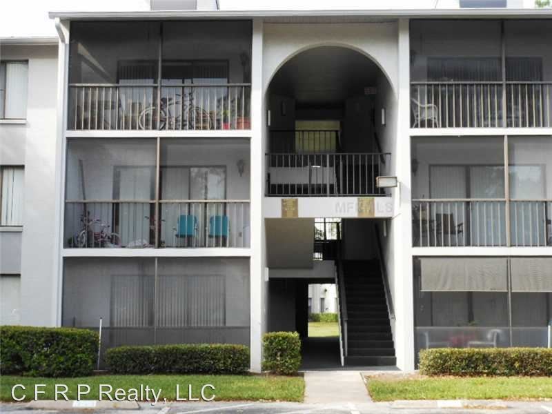 Primary Photo - 1217 S Pine Ridge Cir