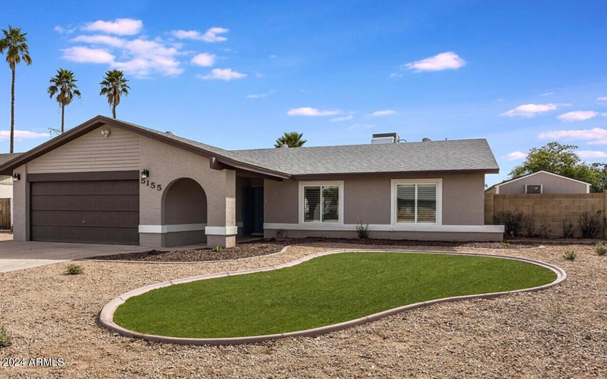 Primary Photo - 5155 E Waltann Ln