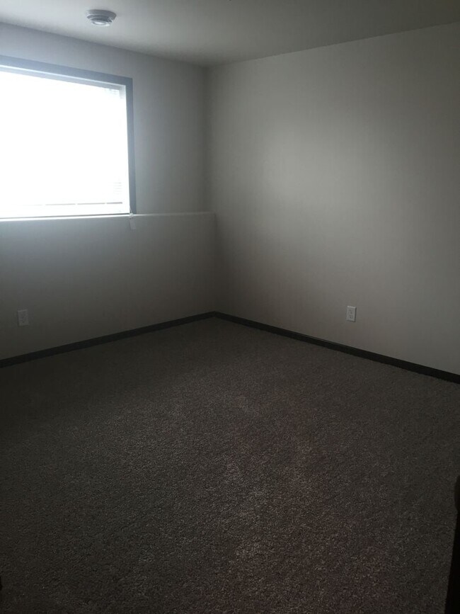 Foto del edificio - 3 Bed 2 Bath Twin Home