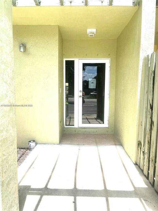 Building Photo - 20439 NW 15th Ave