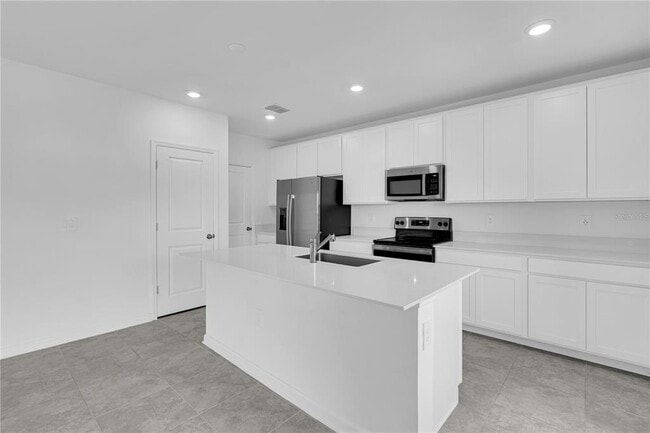 Building Photo - 1021 Waterfall Blvd