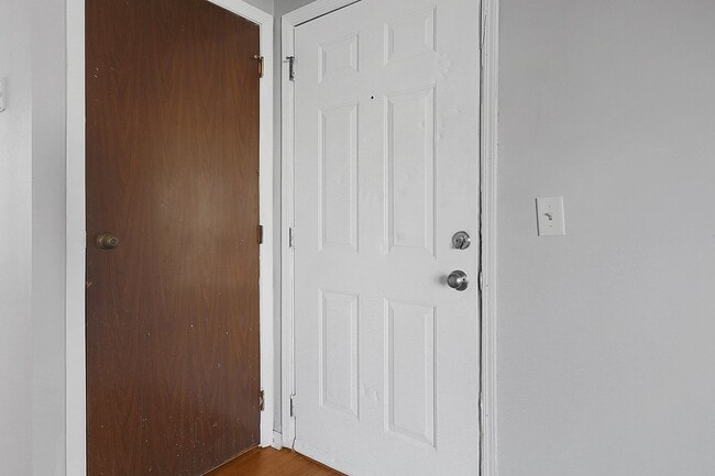 Building Photo - 2633 Red Rock Blvd