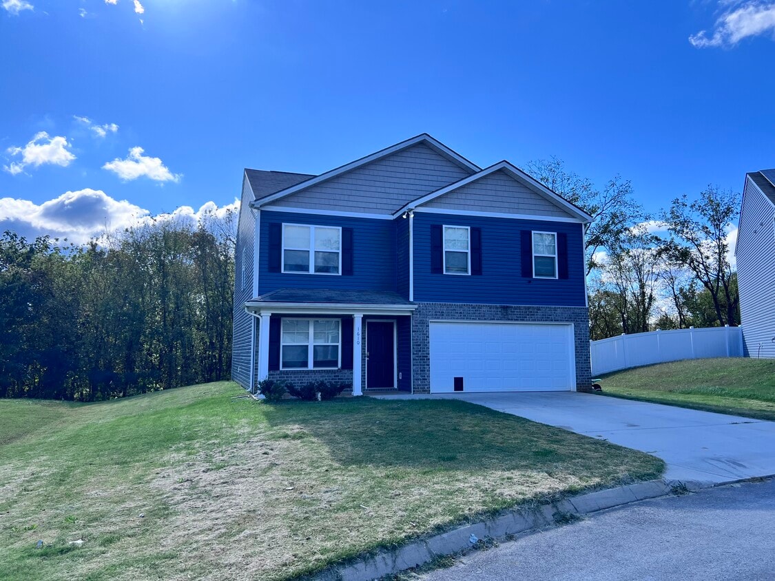 Photo - 1610 River Poppy Road (Mascot, TN)