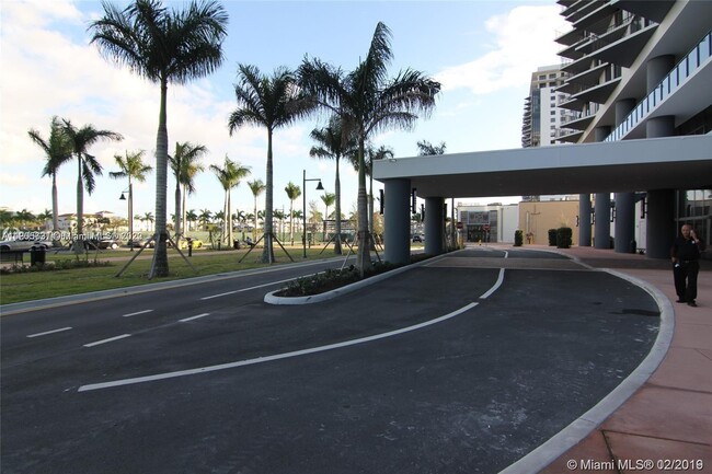 Foto del edificio - 5300 NW 85th Ave