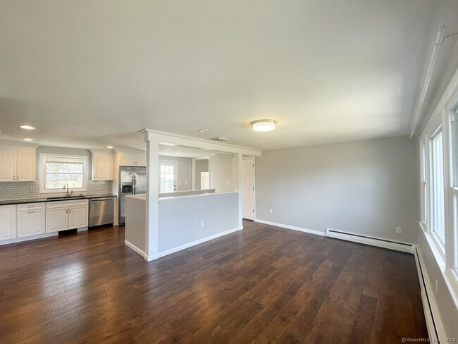 Building Photo - 27 Tennessee Ave