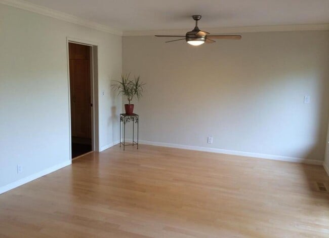 Building Photo - 123 Spyglass Hill Rd