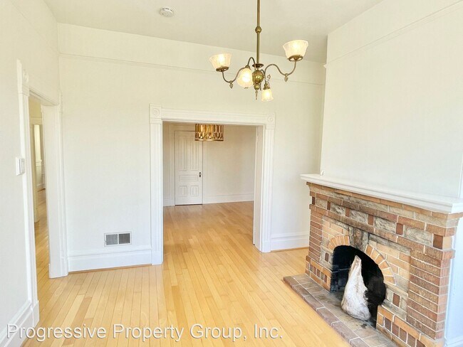 Foto del edificio - 2 br, 1.5 bath House - 161 Prospect Avenue