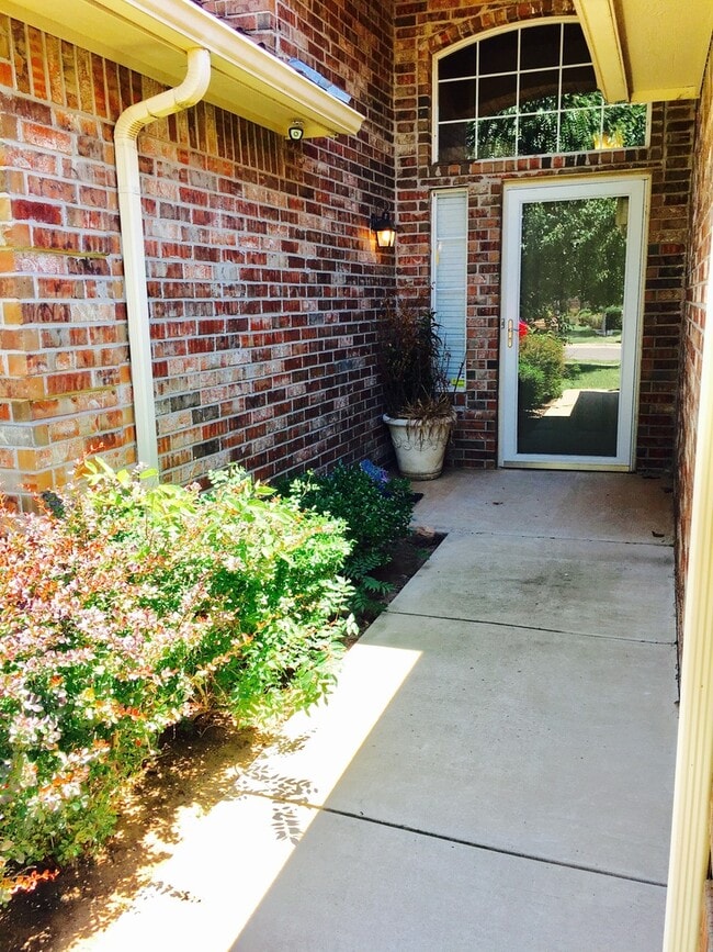 Building Photo - Wonderful Edmond Rental Home in Copper Creek