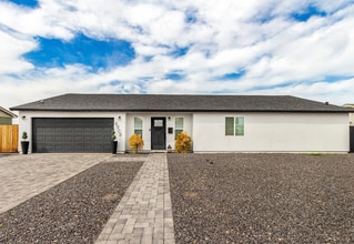 Building Photo - 6908 W Wanda Lynn Ln