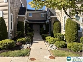 Building Photo - 5974 Valley Forge Dr