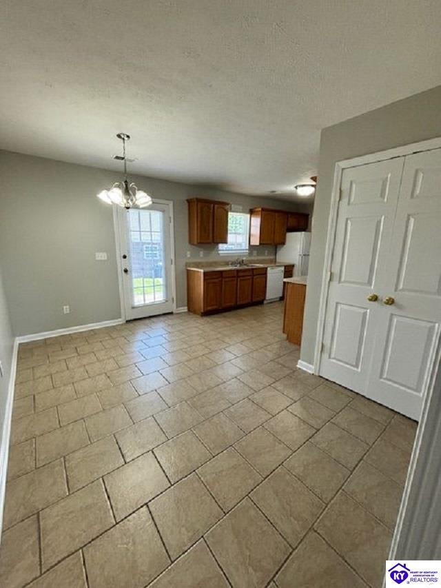 Building Photo - 145 Croghan Way