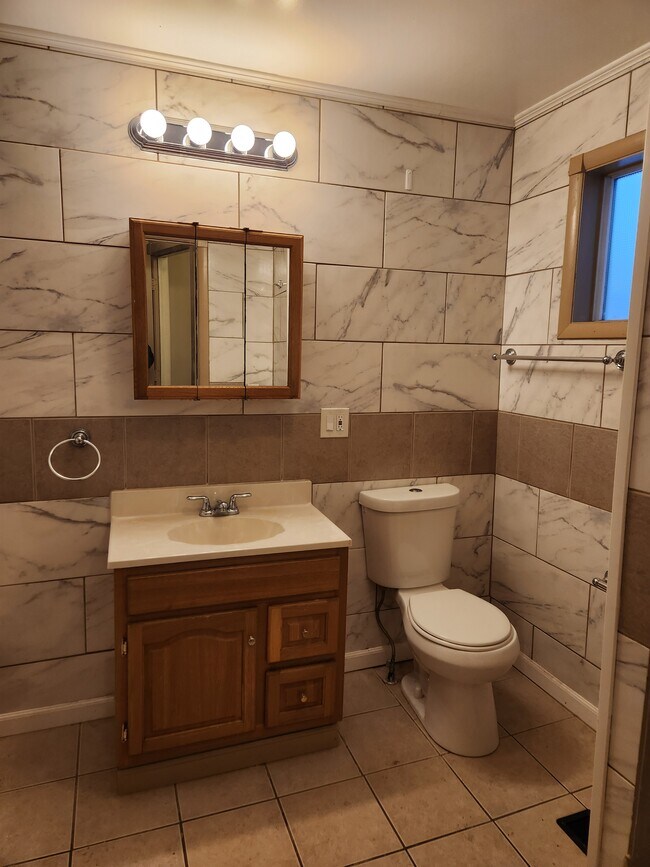 Foto del edificio - 153 S Union St