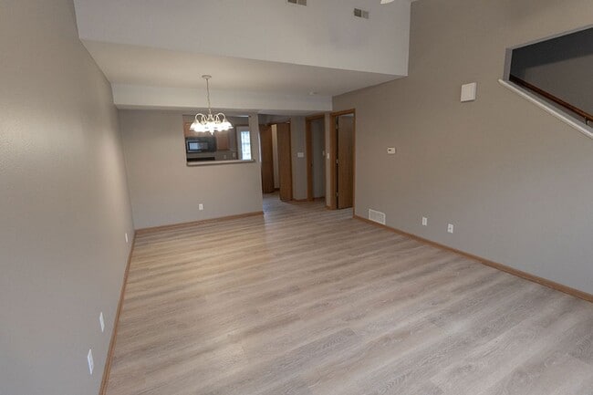 Building Photo - 1312-1314 Raleigh Dr.