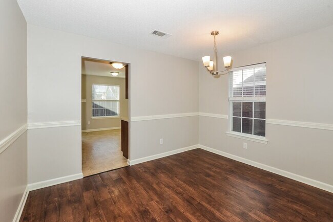 Foto del edificio - 1663 Ranmar Dr