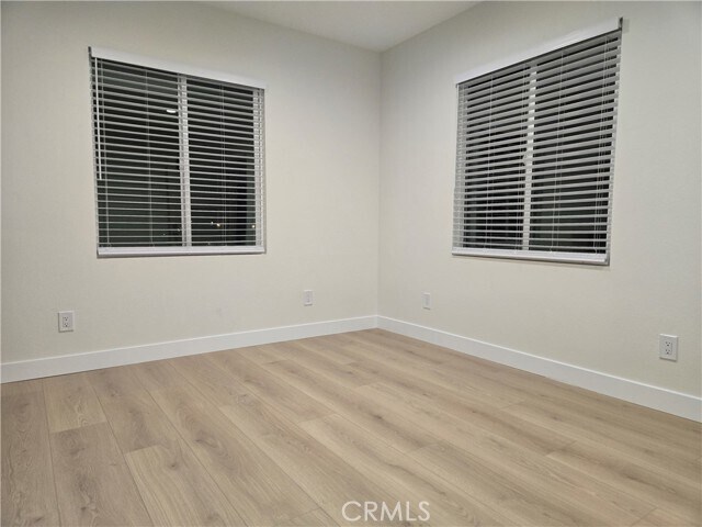 Foto del edificio - 16742 E Main St