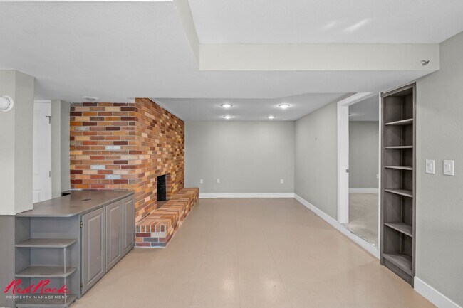 Building Photo - Updated 4 Bedroom Home in the Heart of St. George!