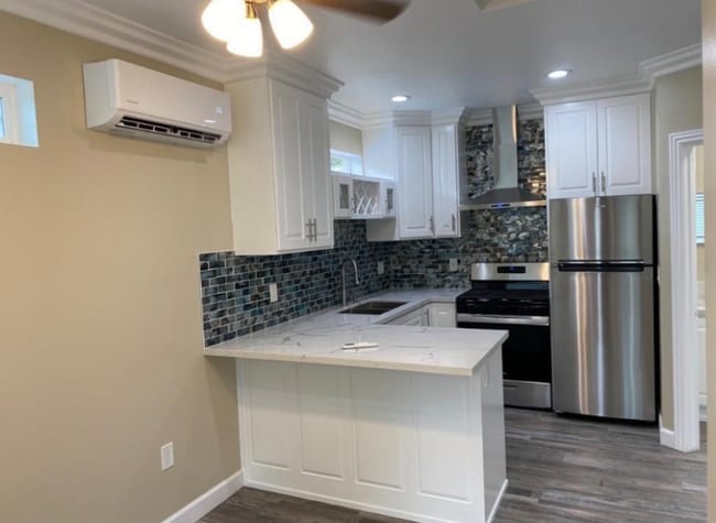 Foto del edificio - 7541 Noren St