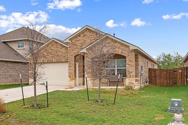 Building Photo - Gorgeous 4-bedroom home!