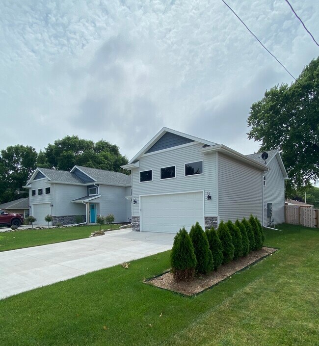 Foto del edificio - 414 SW Cherry St