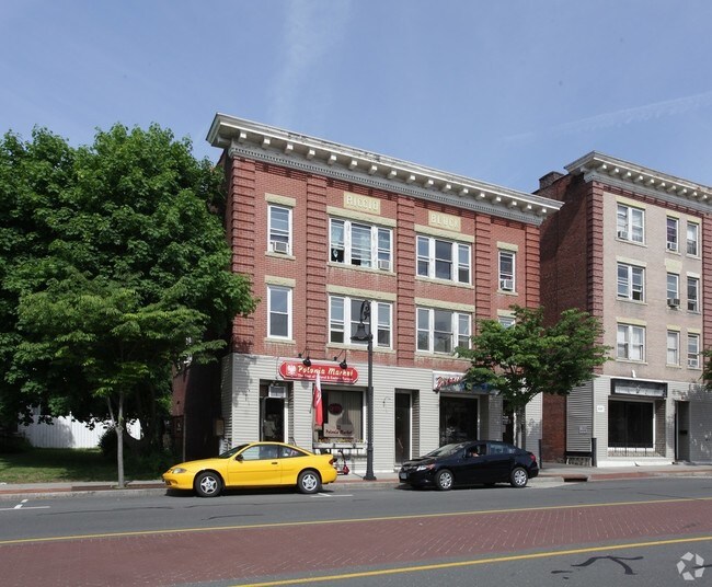 Foto del edificio - 411-431 N Main St