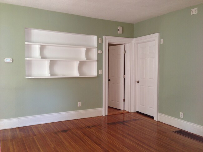 Foto del edificio - 16 Day Ave