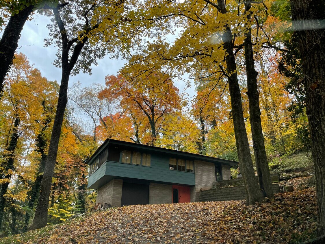 2912 Barber Hill Ln, Knoxville, TN 37920 House Rental in Knoxville