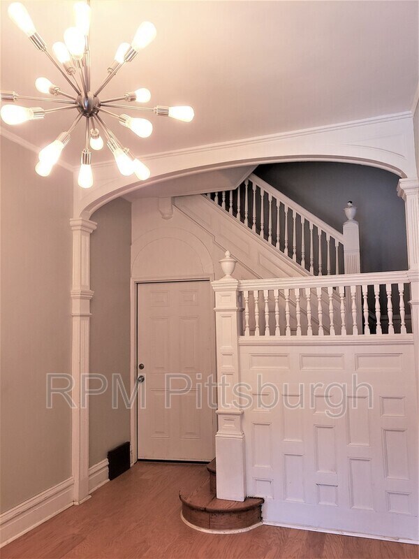 Foto del edificio - 729 N St Clair St