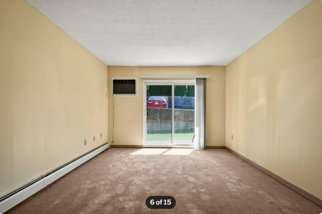 Building Photo - 28 Kenmar Dr