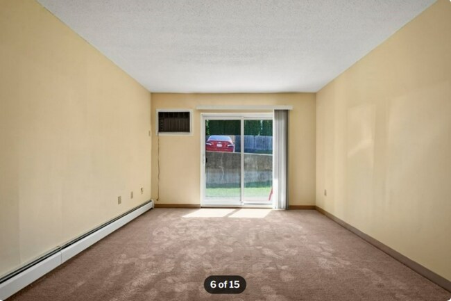 Foto del edificio - 28 Kenmar Dr