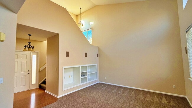 Photo - NEW PAINT NEW CARPET!! Fantastic 2-Story Home In Saddle Rock Ridge! 3 Bed 2 Bath 2 Car Garage! Ch...