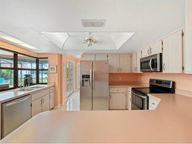 Foto del edificio - 14160 Faldo Ct