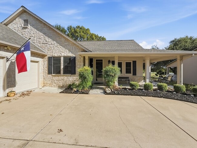 Building Photo - 126 Cold Springs Dr