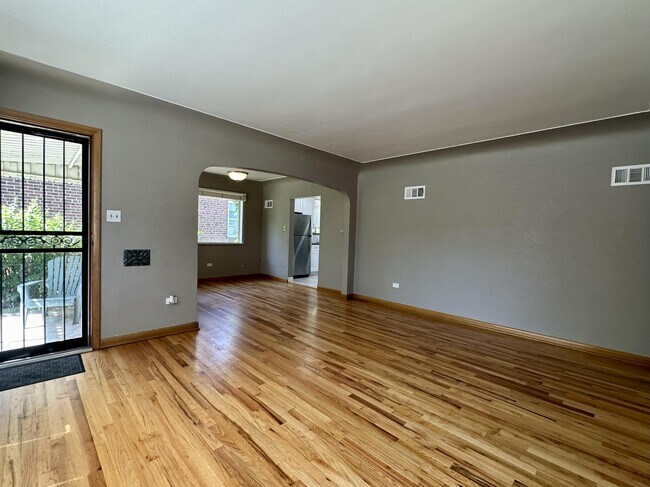 Building Photo - 1675 S Lafayette St