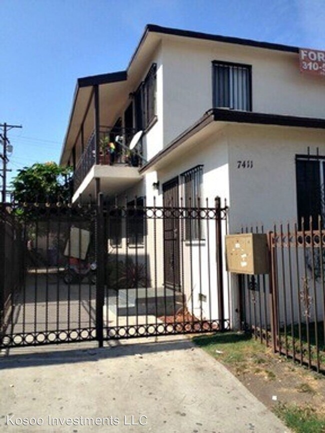 Foto del edificio - 7411 Hoover St