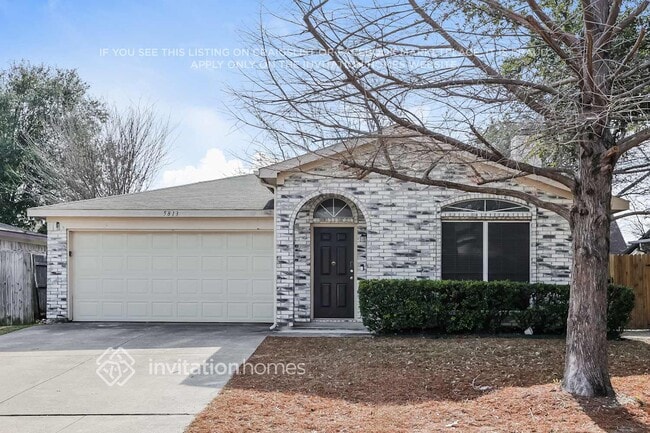 Building Photo - 5813 Northfield Dr