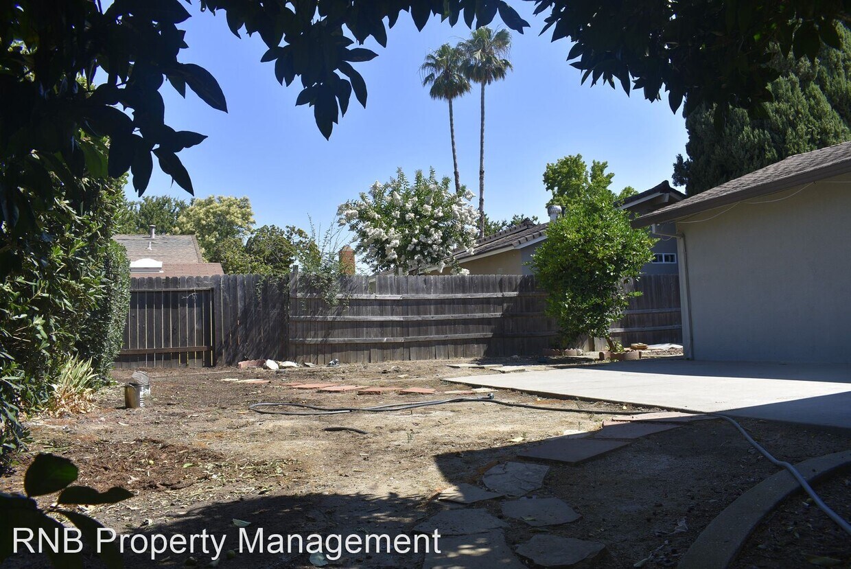 Foto del edificio - 3 br, 2 bath House - 2880 Chiplay Street