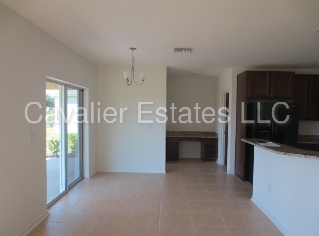 Building Photo - 14222 Finsbury Dr